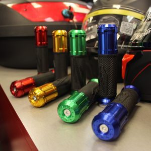 PUÑOS DE MOTO MOTOCORP