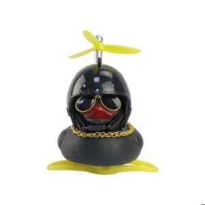 PATO DECORATIVO NEGRO CON CASCO NEGRO BOLA 8